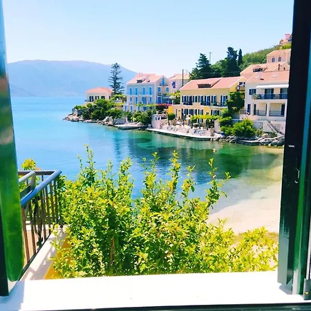 Ireni Waterfont Сasa de vacaciones