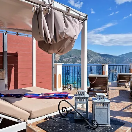 Holiday home Ireni Waterfont Fiskardo