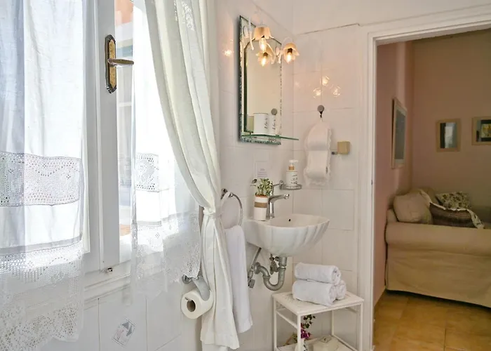 Ireni Waterfont Holiday home *